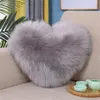 Cuscino lavabile pratico a forma di cuore soffice fodera per divano in cotone PP resistente alle rughe per soggiorno