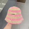 Raffia Straw Bucket Hats Designers Mens Chapéus para Unisex Summer Casual Casual Sunny Cap Moda Letters de luxo com palha bordados