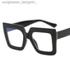 Okulary przeciwsłoneczne Ramy Ogromne kwadratowe szklanki damskie Ramka Nowa moda przezroczystą obiektyw Big Transpare okulary żeńskie okulary okulary okulary przeciwsłoneczne UV400L231107