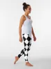 Active Pants Black and White Harlequin Mönster Leggings Kvinnor i Capris