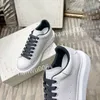 top Designer di marca da donna Sneaker piatta Scarpe casual Tela di jeans Pelle Lettera Sovrapposizioni Piattaforma di moda Uomo Donna Sneakers basse2023