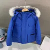 Tops enfants manteau nouveau manteau pour garçons 2023 mode haute rue vêtements lettre géométrique imprimé doudoune à capuche longs manteaux hiver coupe-vent mode manteau vestes vêtements d'extérieur