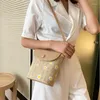 Kvällspåsar Daisy Staw Woven Crossbody Shoulder Bag For Women Handbag Bucket Ladies Summer Beach Fashion Travel Shopper Totes