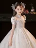 Beyaz Prenses Çiçek Kız Düğün için 2023 Balo Gown Yüksek Boyun Kristal Boncuklu Çırpma Katmanlı Etek Toddler Pageant Gowns Çocuk Doğum Günü Resmi Parti Elbise