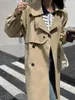 Trench feminina casacos mulheres elegantes Khaki Logo Casual Senhoras Elegantes Bedia Doubada Longo Vento Sashes 2023 Outono Outwear U811