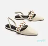 Sandalen 2023 Zomer platte dames puntige teen bloem versiering vrouwen feestschoenen elegante pompen