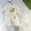 1-3 år baby hoodies set barn kläder tröjor små småbarn kläder set designer pojkar flickor varm blå rosa grå kläder träning