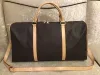 Designers Mode Sacs Duffel Hommes De Luxe Sacs De Voyage Femme Sacs À Main En Cuir Grande Capacité Fourre-tout Bagages Sac De Week-end De Nuit