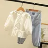 Ensembles de vêtements printemps et automne costumes pour filles enfants vêtements pour filles mode dentelle haut perle jean deux pièces ensemble de vêtements pour filles