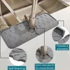 Nowy silikonowa mata kuchenna Absorpcja Uchwyt gąbki do składanego zlewu drenażu drenażu łazienki Organizator kuchenny U0411