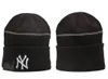 Erkekler örme kelepçeli pom boston Beanies Red Sox şapkaları spor örgü şapka çizgili yan çizgili yün sıcak beyzbol bearies cap cap kadınlar için
