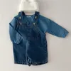 Barboteuses Ins Printemps Automne Mode Rétro Fille Enfants Denim Salopette Garçon Bébé Poche Solide Bretelles Pantalon Enfant Coton Pantalon Décontracté 230407