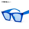 Zonnebrillen Hipster Blue Sunglass voor vrouwen Designer Retro Oversize Cat Eye Square UV400 Anti Reflective Sun Glazen vrouwelijke merkontwerper P230406