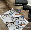 Güneş Gözlüğü Tasarımcısı Xiaoxiang'ın aynı tipteki gözlükleri CH3441 büyük çerçeve zinciri düz lens VA8C ile eşleştirilebilir