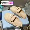 10 A2024 Designer Sabots tofflor Womens Slides Soft Padded Nappa Leather Sandals Mules With Box Women Platform Bread Slipper Flat Slide Luxury Summer Beach Sandal