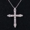 Trendy Jesus Cross Shape Diamond Initial Pendant Halsband med riktiga guldcertifierade smycken