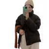 Lingeri White Duck Pink Down Corto da donna invernale Nuova versione coreana Cappotto di pane piccolo sciolto e ispessito