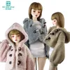 Кукольные тела запчасти 58 60 см 1 3 BJD Кукла одежда DD SD13 аксессуары мода Шерпа Куртка розовый светло -золотой серый 230407