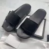 2023New Designer Slippers Men Femmes Slides Tlides en cuir Sandale en caoutchouc Plateforme d'impression Fashion Fashion Casual Striped Slipper with Original Box 35-48