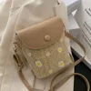 Kvällspåsar Daisy Staw Woven Crossbody Shoulder Bag For Women Handbag Bucket Ladies Summer Beach Fashion Travel Shopper Totes