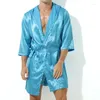 남자 잠자기 여름 남자 목욕탕트 (남성 가운 짧은 목욕 가운을 판매하는 로브 남성 반바지) 목욕 가운 실크 섹시 드레싱 슬리브