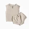 Ensembles de vêtements enfants ensemble style coréen 2023 été garçons et filles doux confortable homewear gilet shorts décontracté simple deux pièces