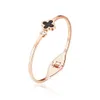 Classic designer jewelry Four-leaf Clover Bracelet jewelrys Lucky Four Leaf Grass Rhinestone Elastic Bracelets Ornament Rose Gold bracelet Van Clee jewelry