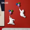 Dekorativa föremål Figurer Interiör Creative Harts Staty Nordic Home Decoration Wall Hanging Modern Interior Decoration Balloon Bear Shape 230407