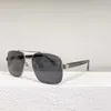 Occhiali da sole Frames designer G's nuovo Tiktok blogger's stessa letteratura di moda maschile personalizzata di fascia alta e occhiali da sole versatili artistici gg0529s Z9RN