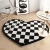 Tapis Tapis de salon mode minimaliste mignon coeur de pêche imprimé tapis en peluche irrégulier IG décoration de la maison literie moelleuse 231107