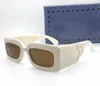 Mode populaire designer 0811s lunettes de soleil pour femmes classique vintage forme carrée lunettes de soleil été avant-gardiste style de loisirs anti-ultraviolet venir avec boîte