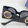 Occhiali da sole alla moda da donna con montatura quadrata oversize per occhiali da uomo retrò moderni colorati Cat's Eye UV400
