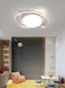 天井照明ベッドルームシンプルなモダンルーム照明子供のハイライトアイプロテクション不規則な幾何学的ランプ