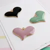 Collane con ciondolo Trendy Lovely Heart Charms Placcato color oro Goccia d'olio Smalto Lega Cuori in metallo Floaitng Trovare gioielli fai da te