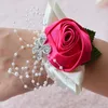 Bracelets de charme Femmes Floral Main Fleurs Mariée Demoiselle D'honneur Perle Poignet Fleur De Haute Qualité Accessoires De Fête De Mariage Rose Bracelet