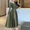 Abiti casual Primavera Donna Elegante Abito longuette a vita alta Manica lunga Patch in pizzo Lavoro Raso Verde Abito da festa Abiti vintage ultra sottili da donna 230407