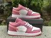 Spring 2023 Motorcycle Boots Jumpman 1 Low Basketball Shoes Desert Berry Coral Chalk-White 553560-616 Real Leather Designer Outdoor Sneakers