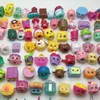 Figury zabawek akcji 50pcs mieszaj mini meble żywności lalki owoce udawane grę w sklepach sezon 1 2 3 4 5 6 7 Dziewczyny GIF 230407