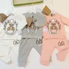 1-3 år baby hoodies set barn kläder tröjor små småbarn kläder set designer pojkar flickor varm blå rosa grå kläder träning