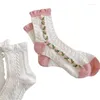 Chaussettes japonaises mignonnes pour femmes, 5 paires, Harajuku, Lolita, poudre blanche, JK, fille, Tube en fleurs de cerisier, pour étudiants en dentelle