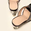 Sandalen AIYKAZYSDL Strange High Heel Metallic Damen Mule Slipper Square Toe Outdoor Strand Sommerschuhe Design Plus 42