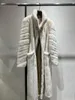 Cappotto lungo in visone con risvolto in pelliccia da donna Moda Atmosfera senior Confortevole 2024 Autunno e inverno 1030
