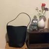 The Row Bag Borsa tote grande in vera pelle Borsa a secchiello con una spalla di grande capacità Borsa per pendolari casual con motivo litchi in pelle di vacchetta