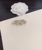 Spilla di design Spilla di lusso placcata in oro Gioielli di moda Ragazza Perla Diamante Spilla d'amore Regalo premium Coppia Accessori per feste di matrimonio a casa