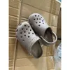 Kinderen Slippers Designer Peuters Sandalen Gat Slipper Clog Jongens Meisjes Strandschoenen Zuigelingen Baby Casual Zomer Jeugd Kinderen Glijbanen Lichte Tuinschoenen Y1