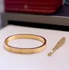 Ontwerper Vrouw Bangle Armband Mode Unisex Charm Armbanden Roestvrij Staal Verguld 18K Gouden Sieraden Party Heren Dames Cadeau