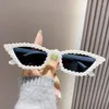 Okulary przeciwsłoneczne moda retro cat eye perły trójkąta rama disco impreza Uv400 Sun Shades okulary kobiety osobowość okulary