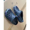 Kinderen Slippers Designer Peuters Sandalen Gat Slipper Clog Jongens Meisjes Strandschoenen Zuigelingen Baby Casual Zomer Jeugd Kinderen Glijbanen Lichte Tuinschoenen Y1