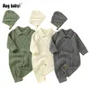 Artırıcılar Bebek Bodysuit Body Bodysuit Bebek Erkek ve Kız Giyim Örme Bodysuit Şapkası 2 Parça Sonbahar ve Kış Bebek Giyim 230408