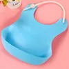 Accessoires pour cheveux à la mode en silicone bébé bavoirs imperméable pour bébé alimentation bavoir tissu solide réglable différents Styles de pour les enfants